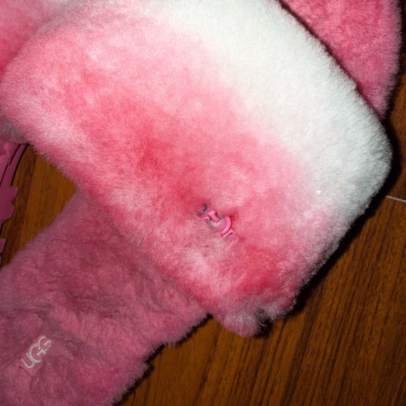 Ugg slippers - Picture 4 of 4